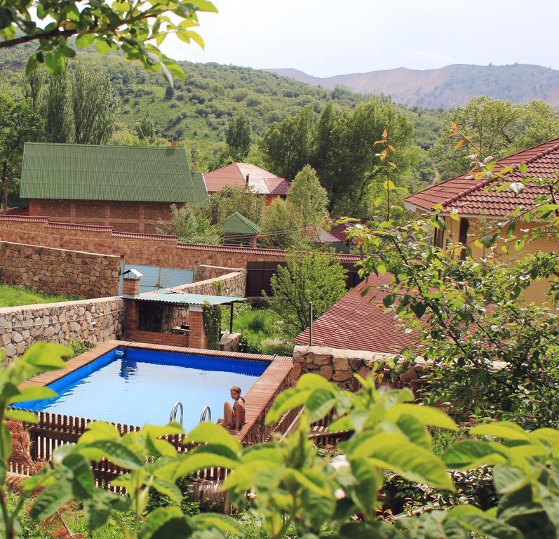Гостевой Дом Chimgan Apple Garden Exterior photo